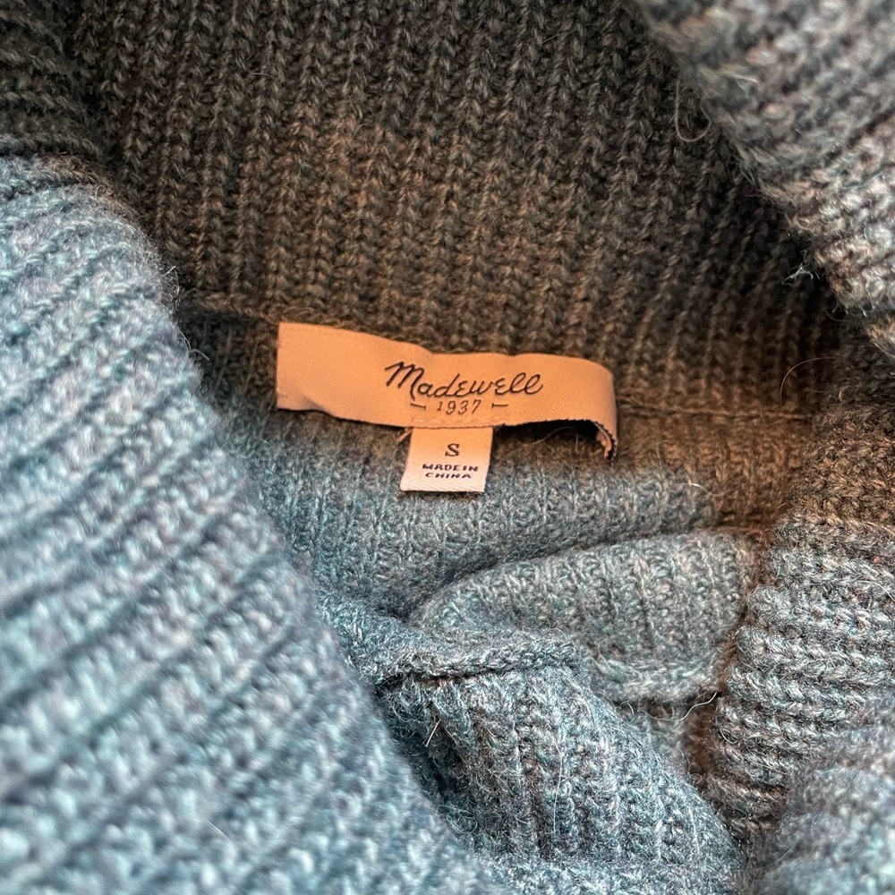 Madewell Turtleneck Sweater, Size Small - Picture 2 of 2